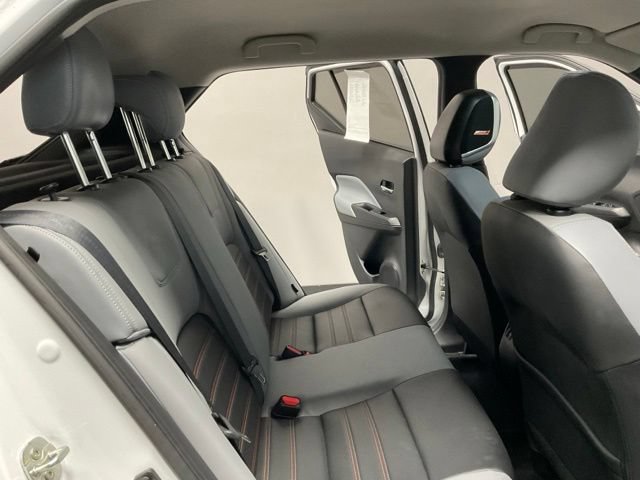Used 2023 Nissan Kicks SR w/ SR Premium Package FWD image 27