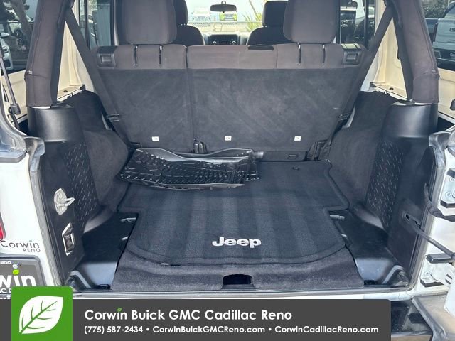 Used 2015 Jeep Wrangler Unlimited Sport image 30