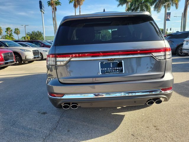 Certified 2024 Lincoln Aviator Reserve w/ Elements Package Plus RWD image 5