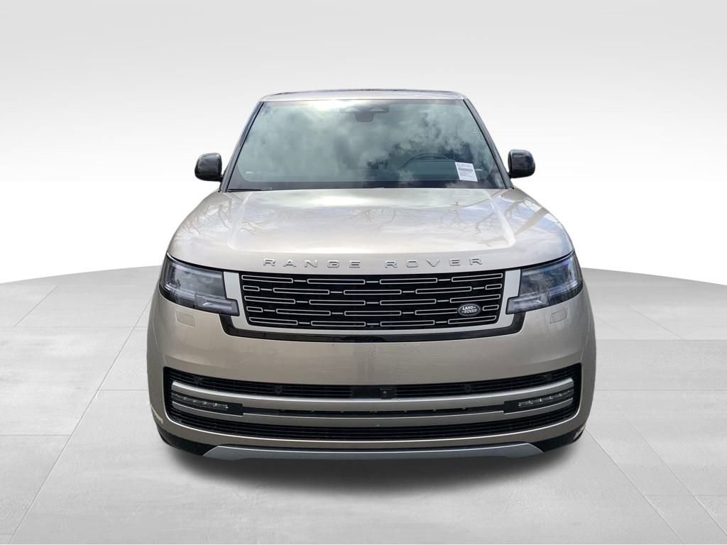 New 2025 Land Rover Range Rover Long Wheelbase SE image 2