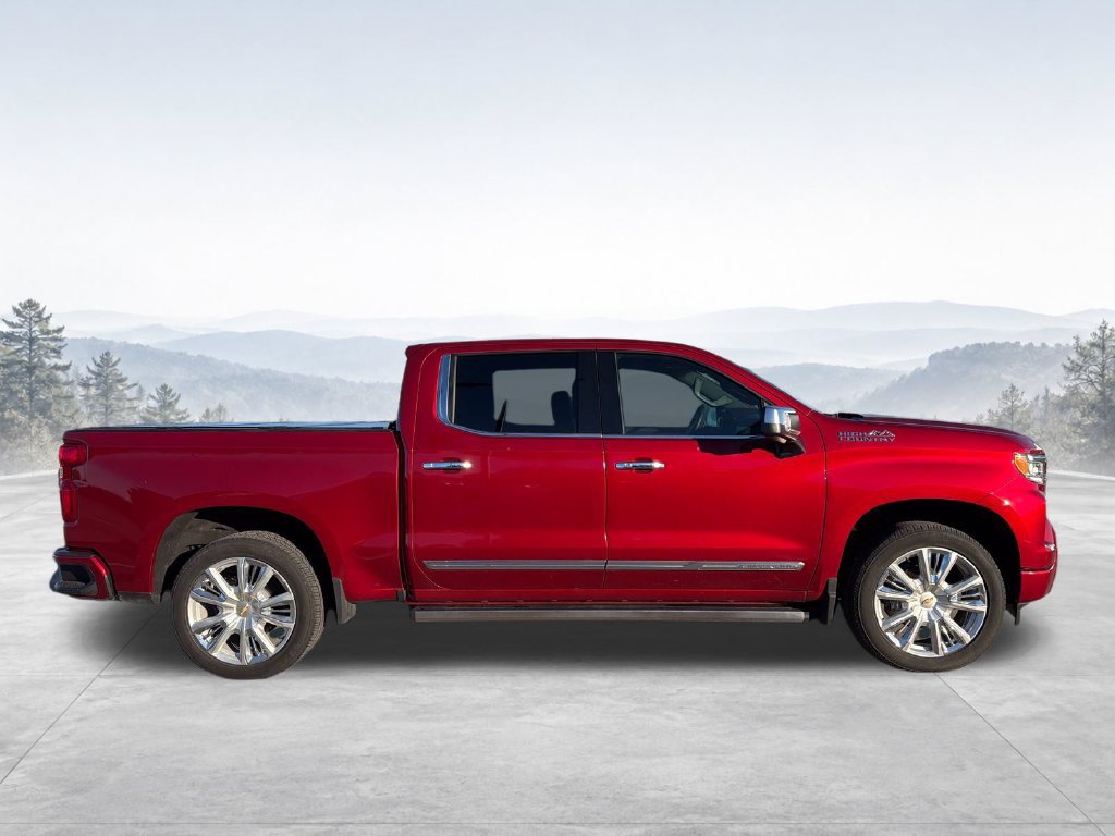 Used 2025 Chevrolet Silverado 1500 High Country w/ High Country Premium Package AWD/4WD image 12