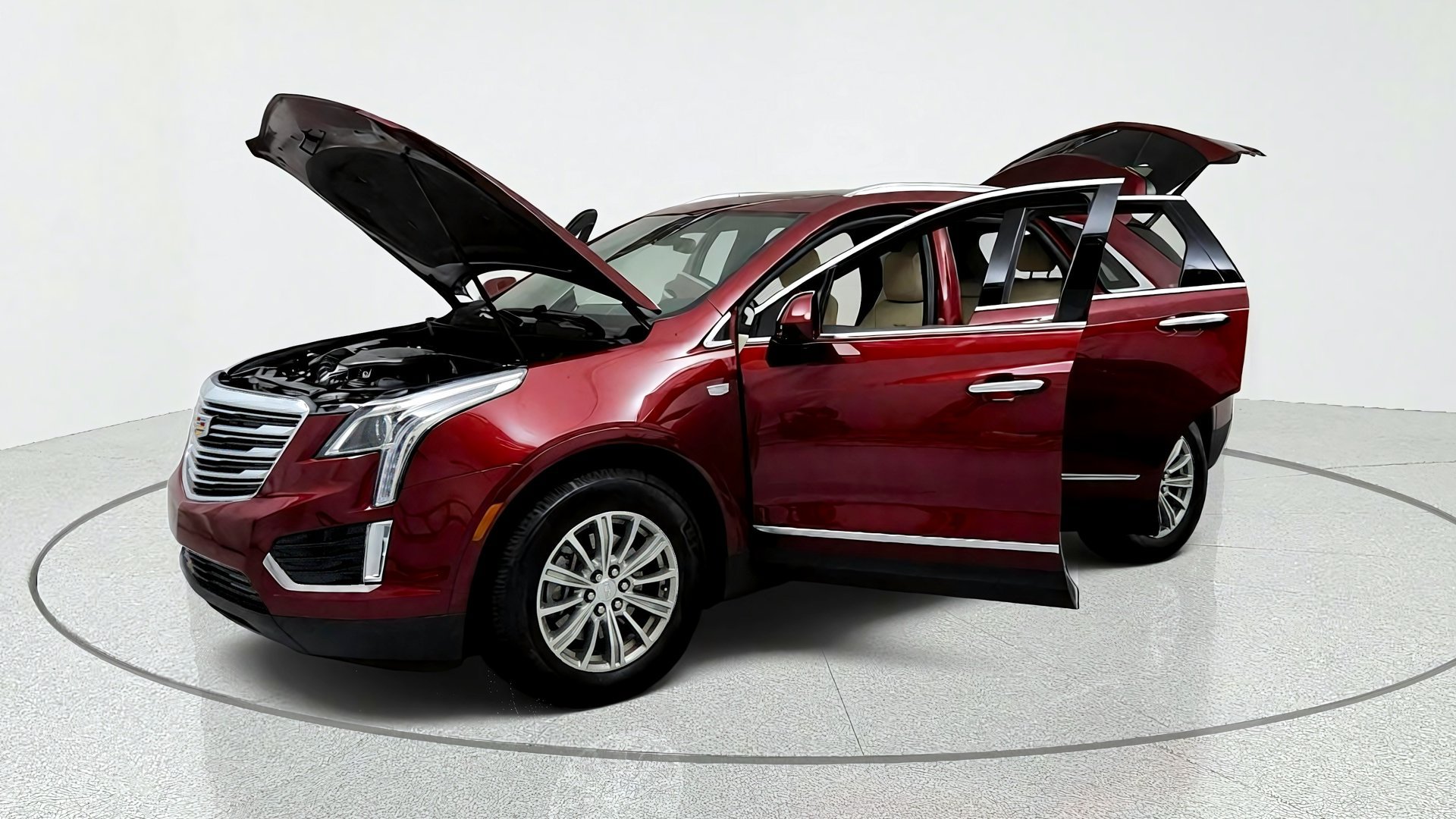 Used 2018 Cadillac XT5 Luxury w/ Driver Awareness Package FWD image 9