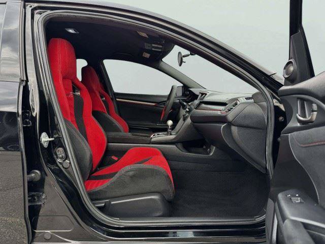 Used 2019 Honda Civic Type R image 45