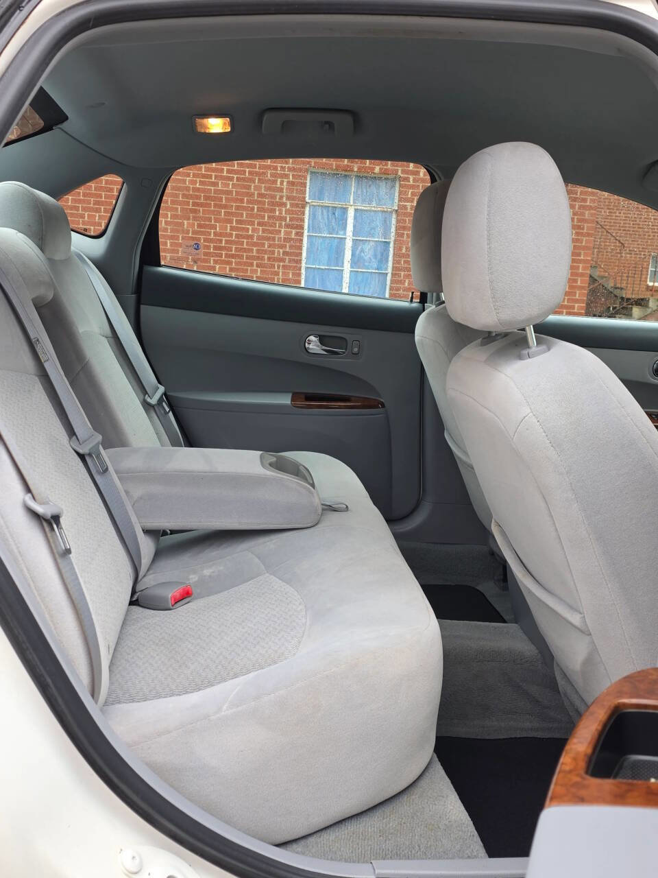 Used 2005 Buick LaCrosse CX image 16