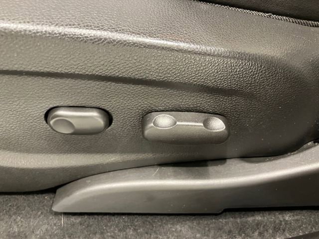 Used 2018 Buick Encore Preferred FWD image 19