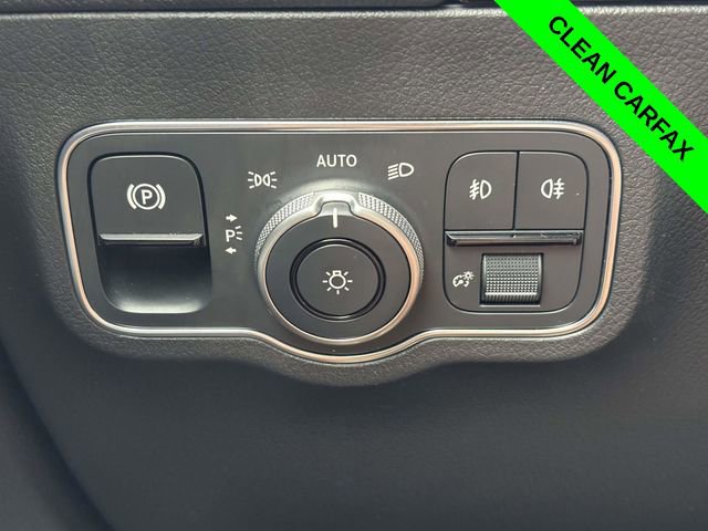Used 2021 Mercedes-Benz GLA 250 4MATIC image 11
