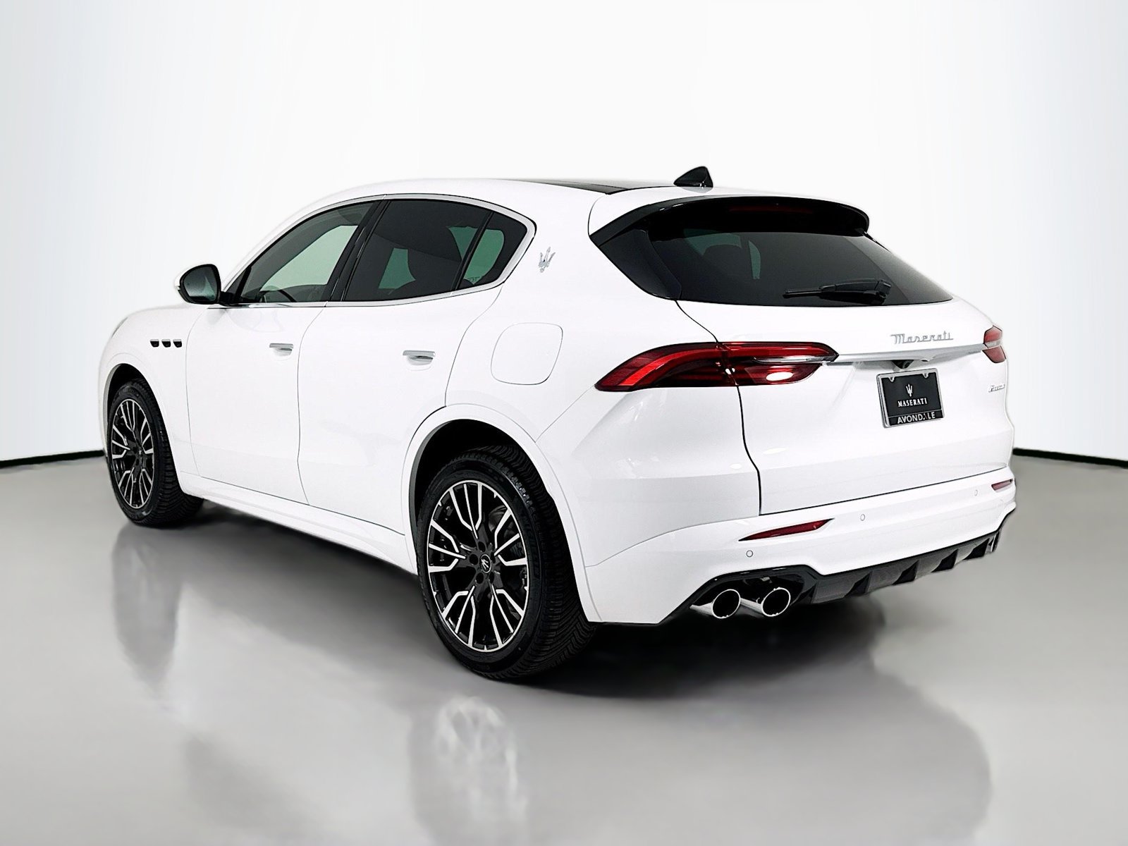 Used 2025 Maserati Grecale GT AWD/4WD image 6