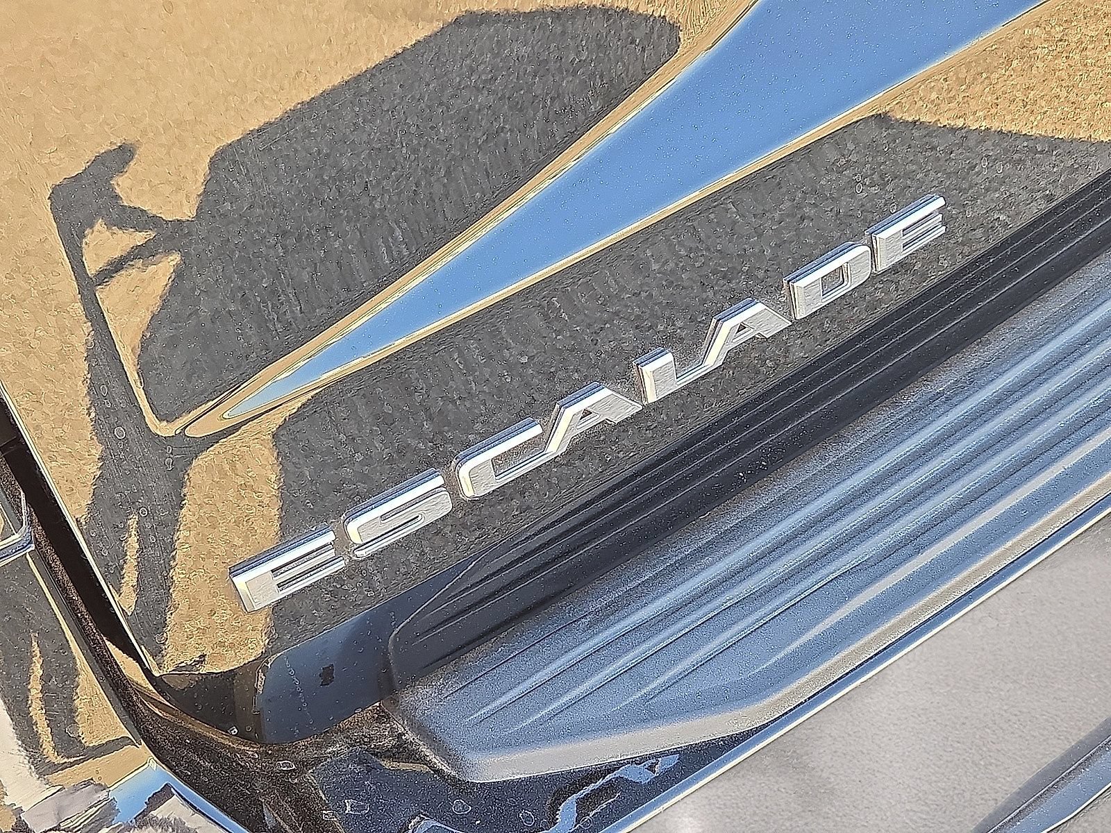 Used 2021 Cadillac Escalade Premium Luxury Platinum AWD/4WD image 11