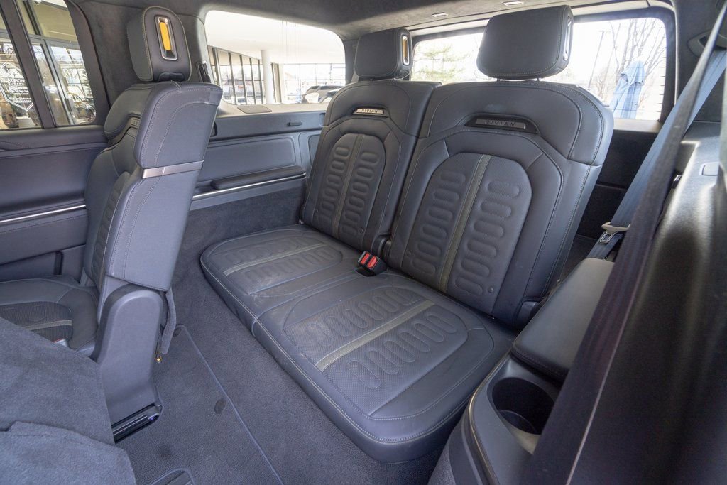 Used 2024 Rivian R1S Adventure image 20