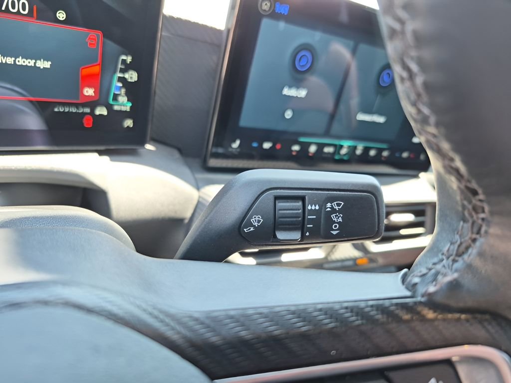 Used 2024 Ford Mustang EcoBoost image 29