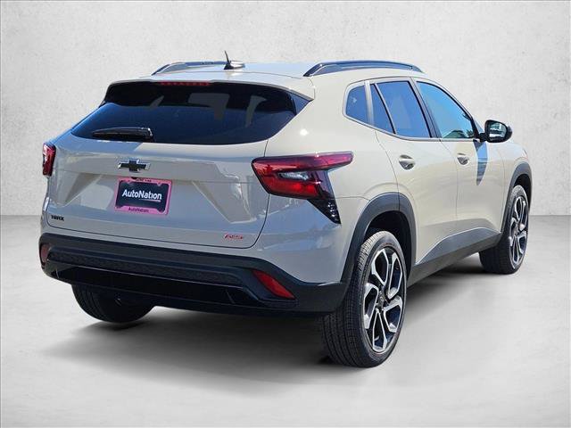New 2026 Chevrolet Trax RS w/ Sunroof Package FWD image 2