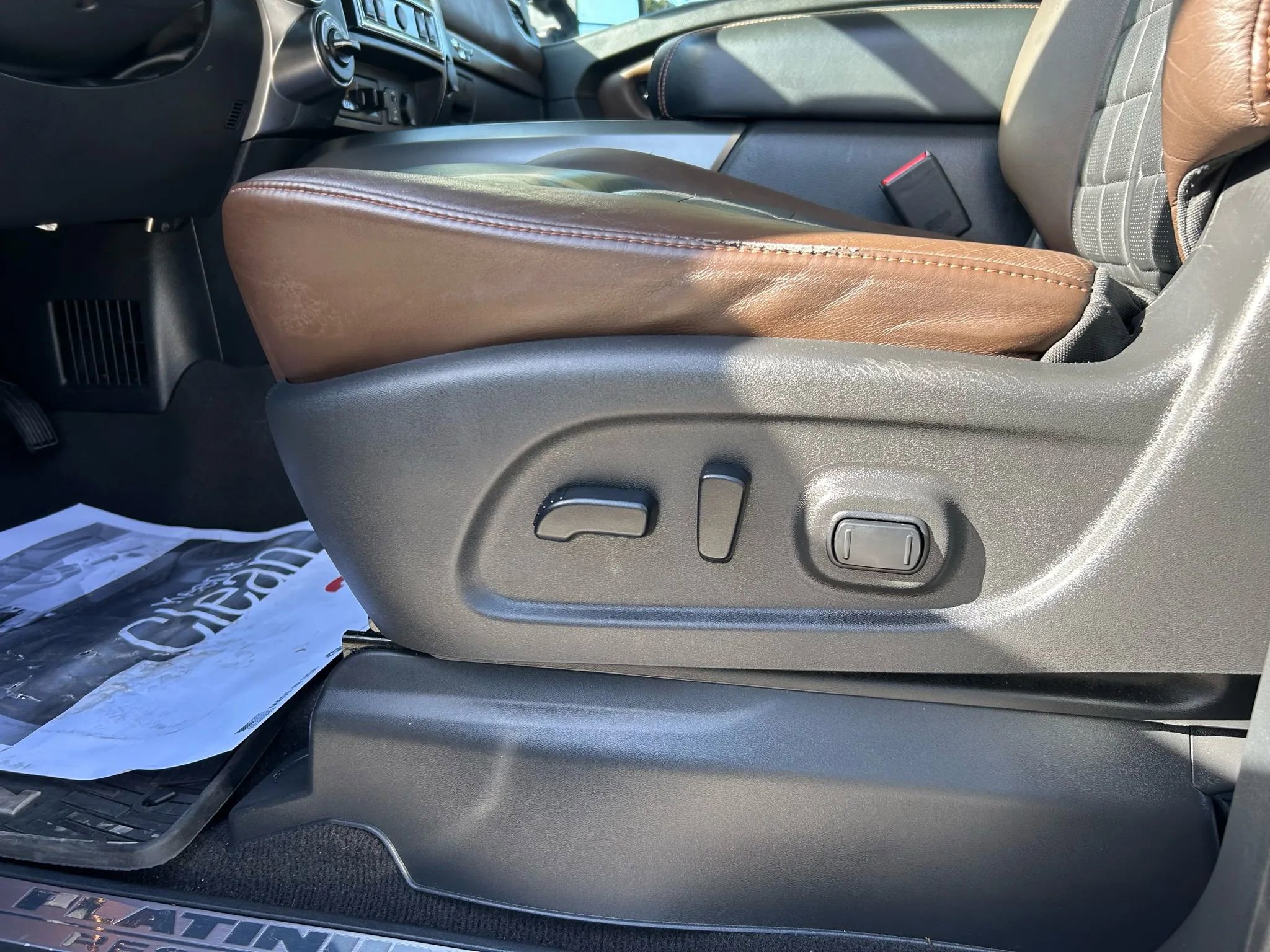 Used 2016 Nissan Titan Platinum Reserve image 15