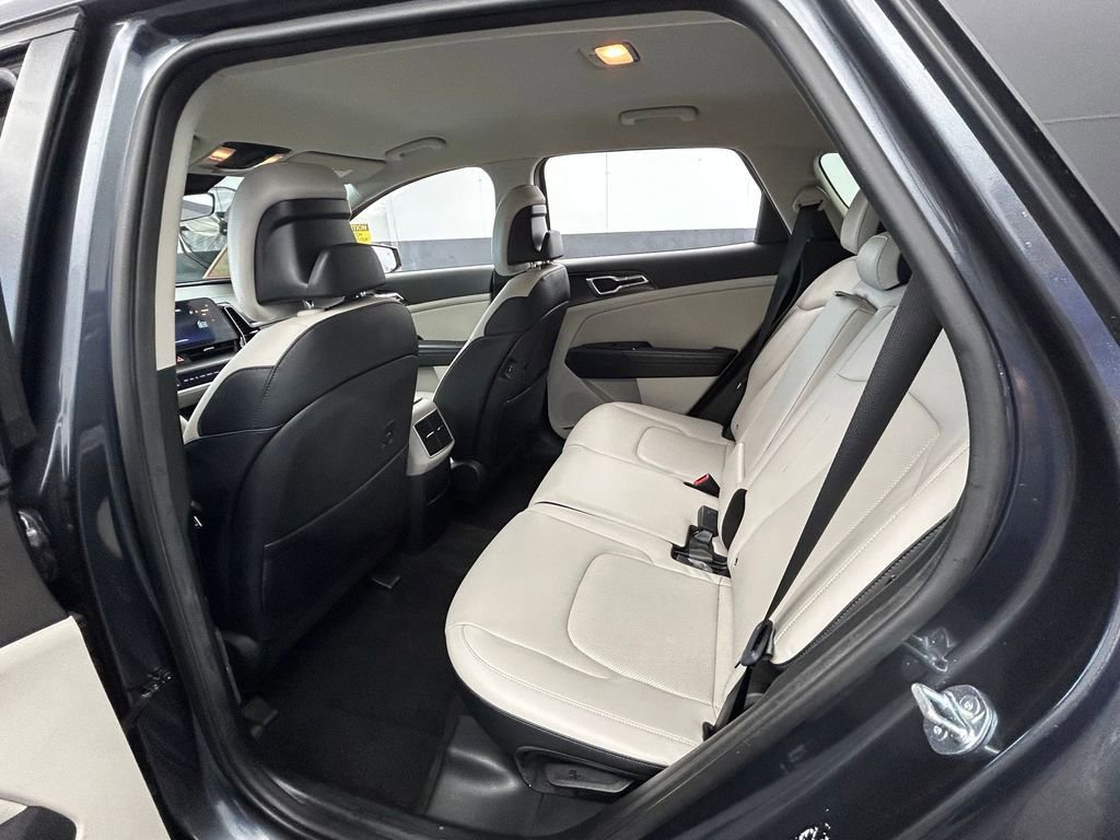 Used 2024 Kia Sportage EX image 36
