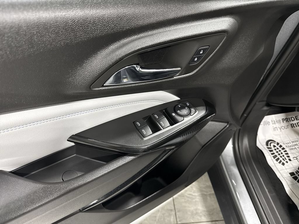 New 2026 Chevrolet Trax LT w/ Midnight Edition FWD image 24