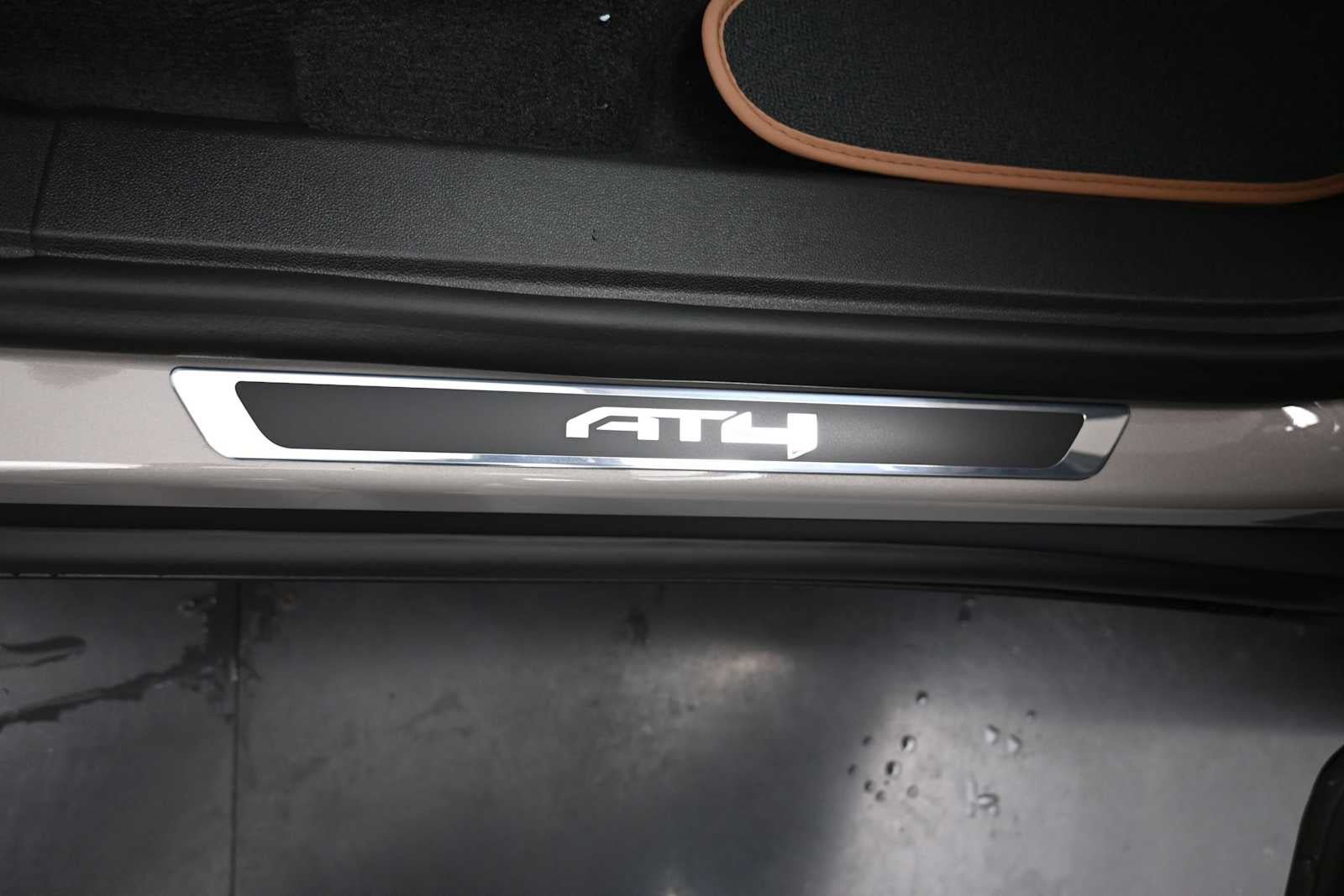 New 2026 GMC Acadia AT4 w/ Luxury Package AWD/4WD image 18