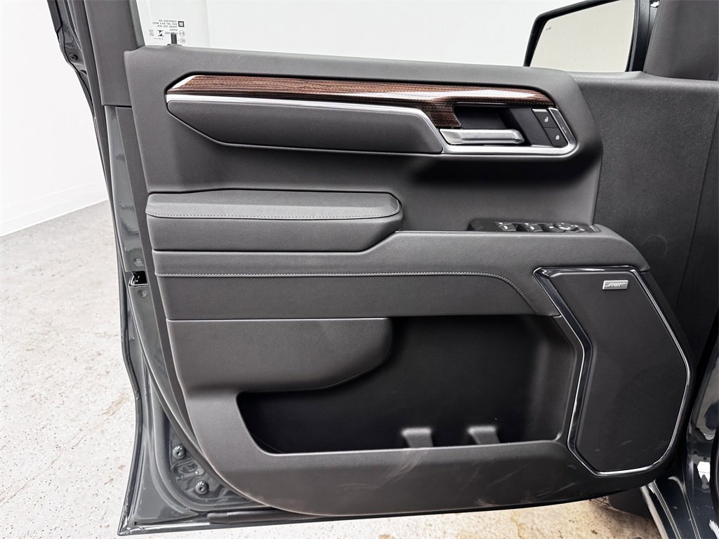 New 2026 Chevrolet Silverado 1500 LT Trail Boss w/ Safety Package image 9
