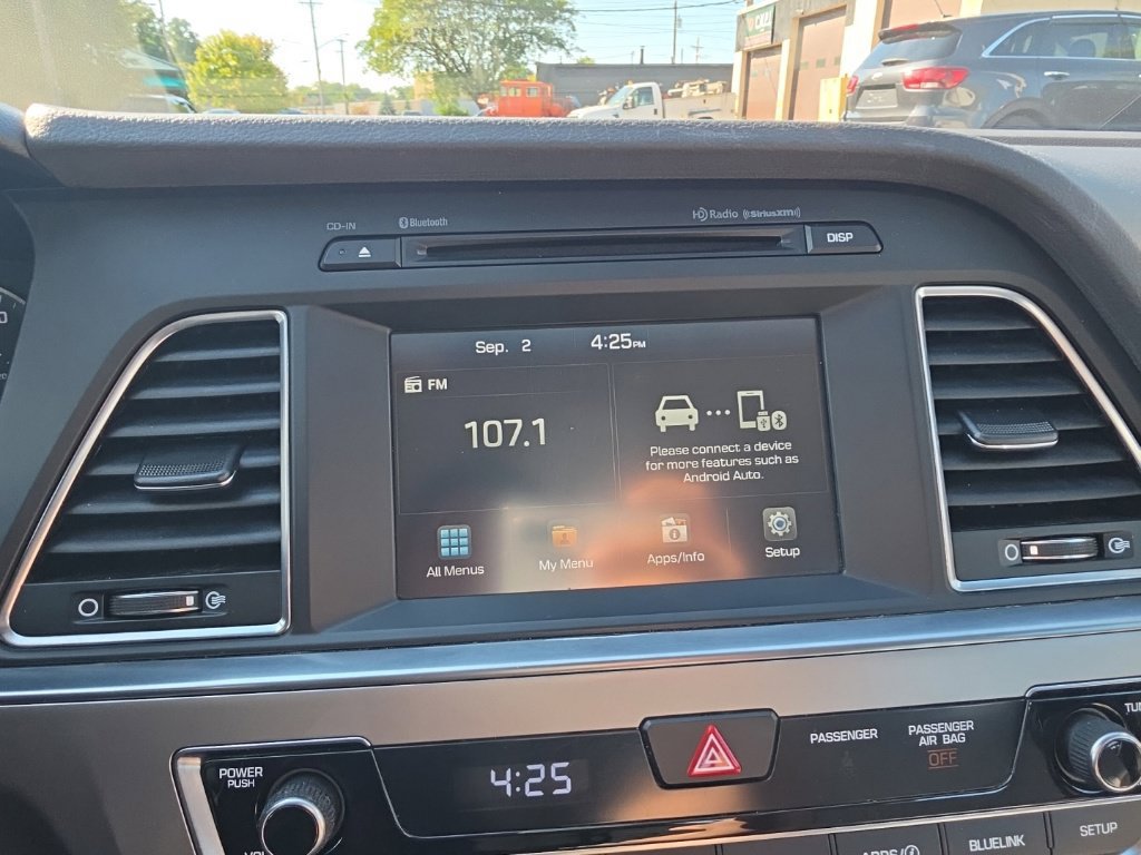 Used 2016 Hyundai Sonata SE FWD image 18