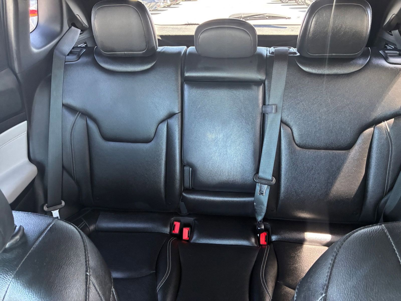 Used 2025 Jeep Compass Limited AWD/4WD image 39