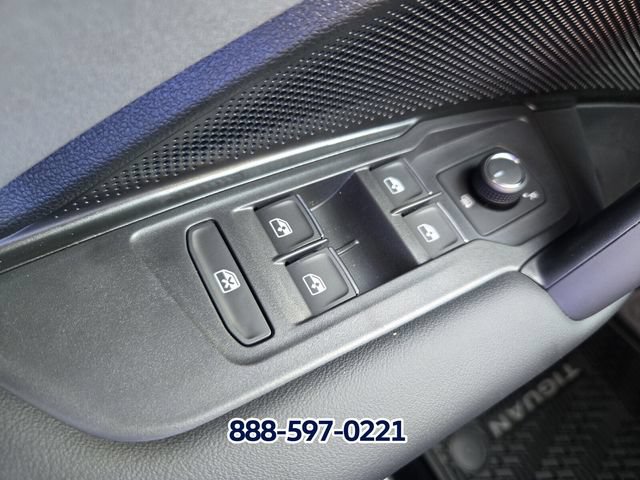 New 2026 Volkswagen Tiguan SE FWD image 22