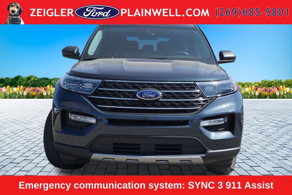 Used 2023 Ford Explorer XLT w/ Equipment Group 202A AWD/4WD image 8