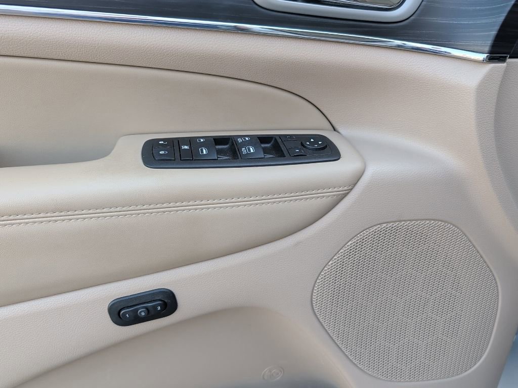 Used 2022 Jeep Grand Cherokee Limited w/ Tech Group image 14