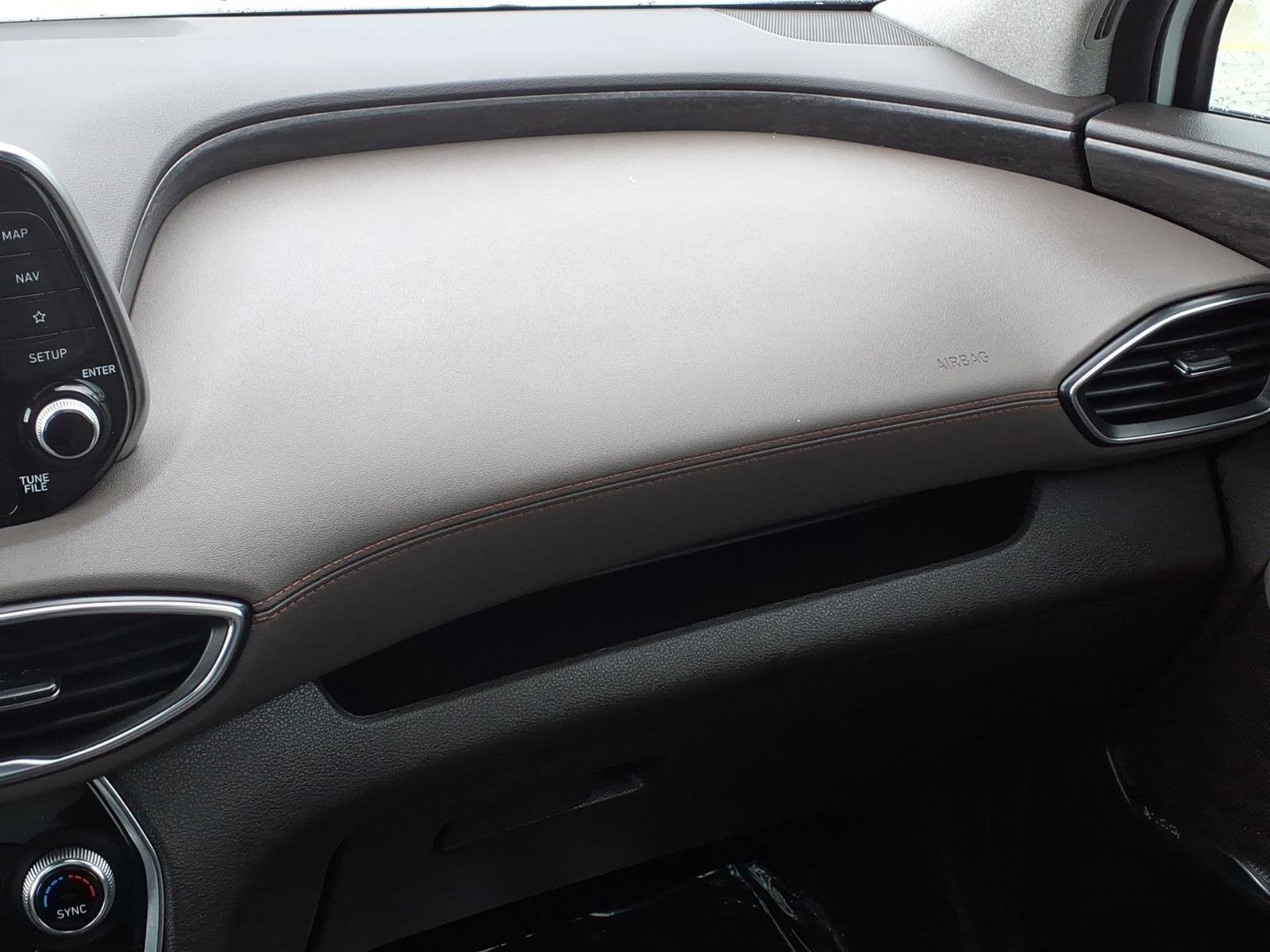 Used 2019 Hyundai Santa Fe FWD image 26