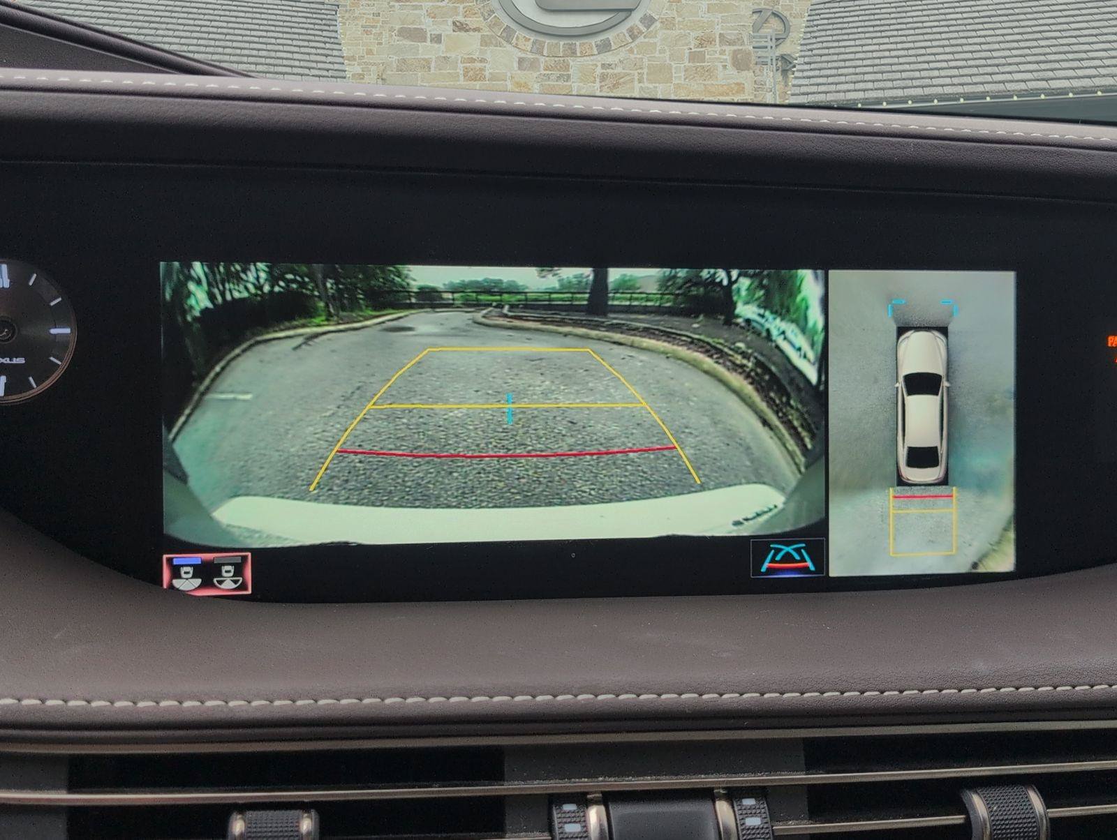 Used 2019 Lexus LS 500h RWD image 12