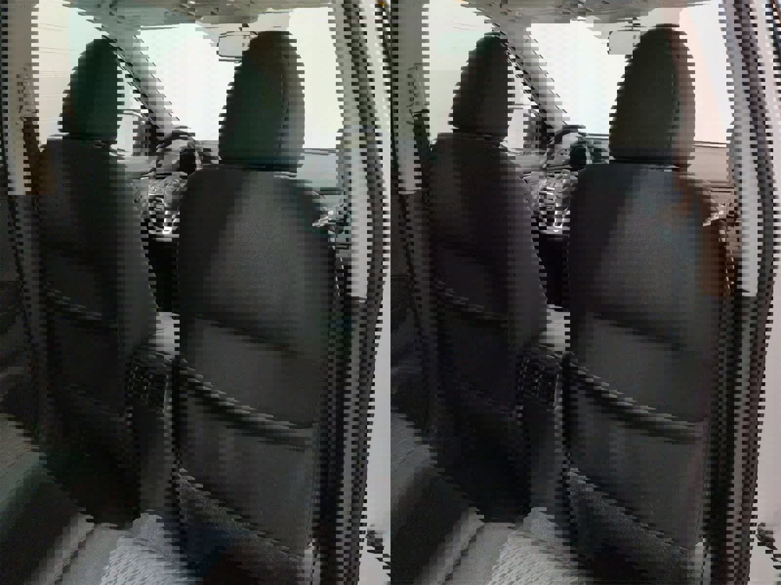 Used 2017 Nissan Rogue SV w/ Sun & Sound Touring Package image 18