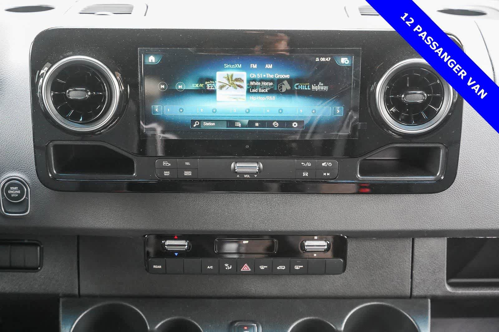 Used 2024 Mercedes-Benz Sprinter 2500 image 14