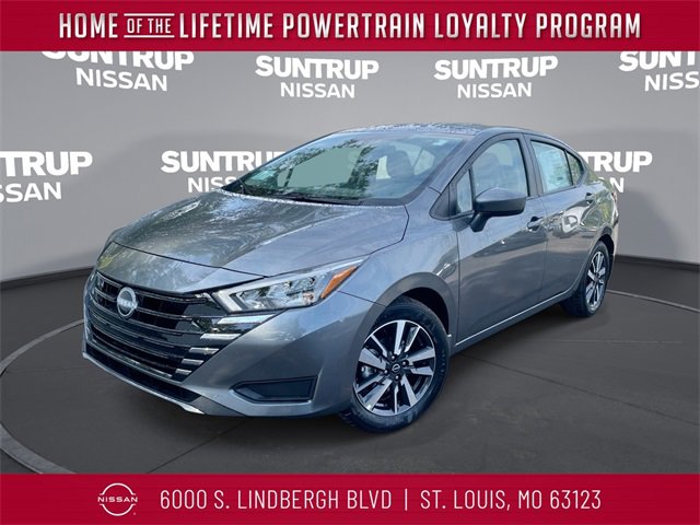 New 2025 Nissan Versa SV w/ Trunk Package