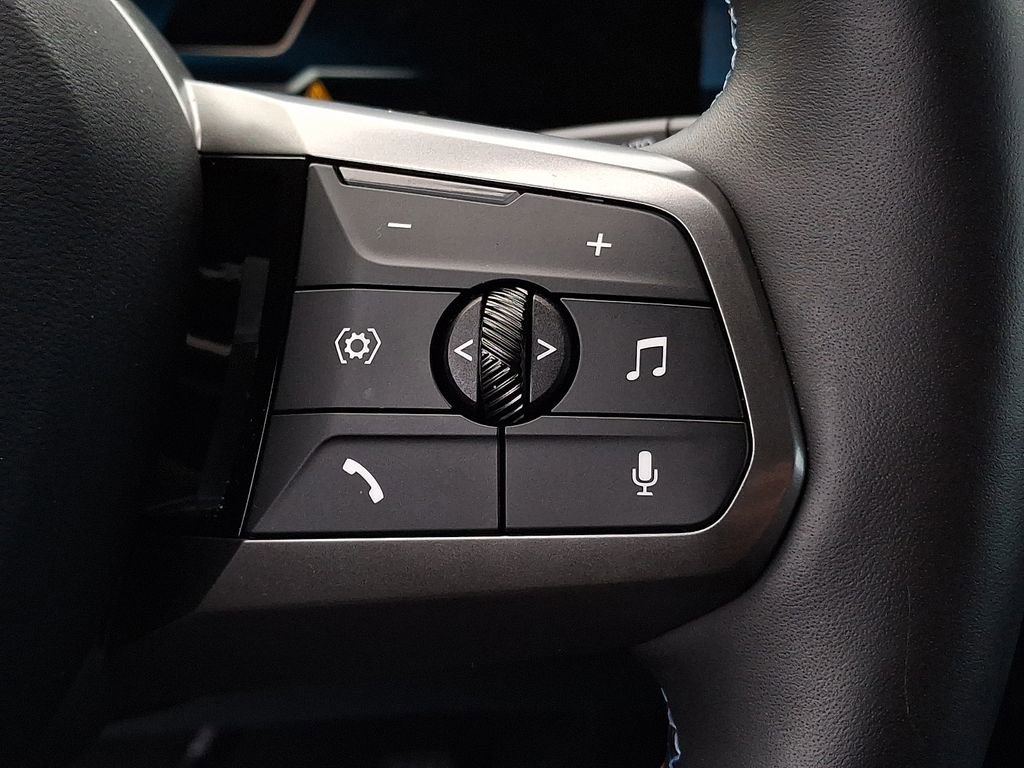 Used 2025 BMW iX M60 image 17