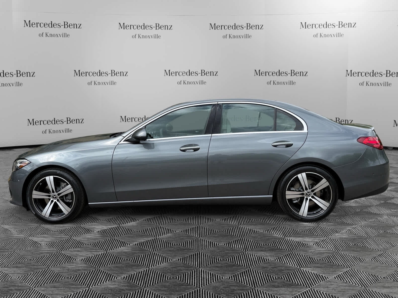 Used 2026 Mercedes-Benz C 300 4MATIC Sedan video 2