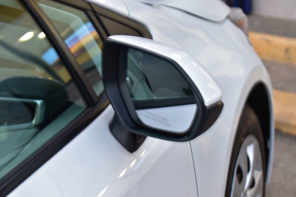 Used 2022 Toyota Corolla LE image 37