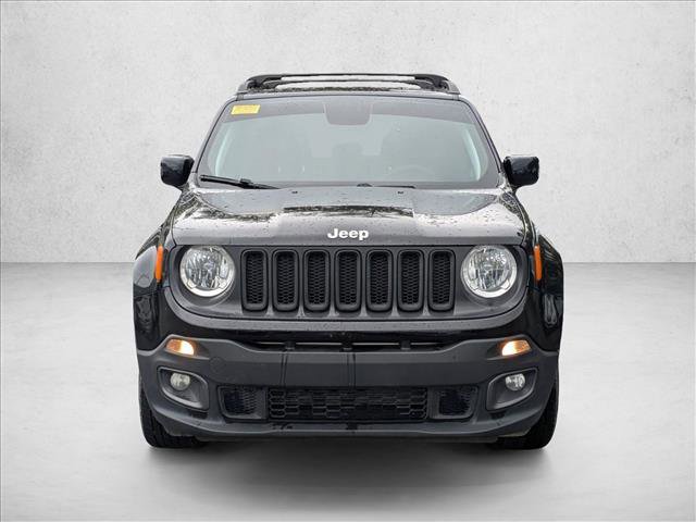 Used 2018 Jeep Renegade Latitude image 3