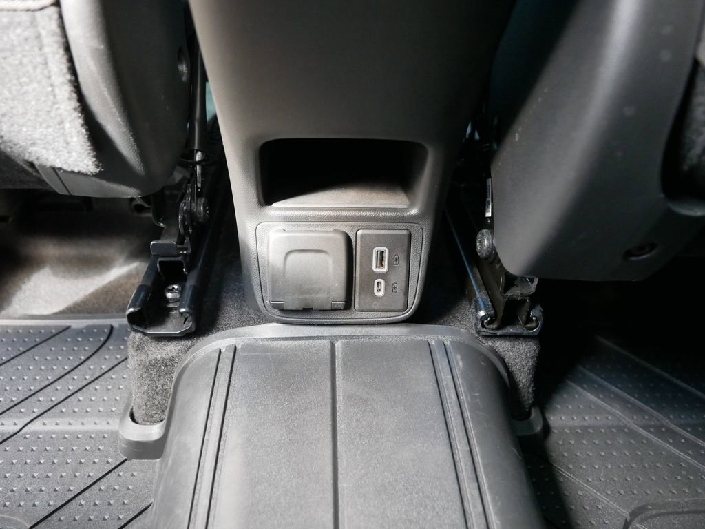 Used 2024 Chevrolet TrailBlazer LT w/ Convenience Package image 21