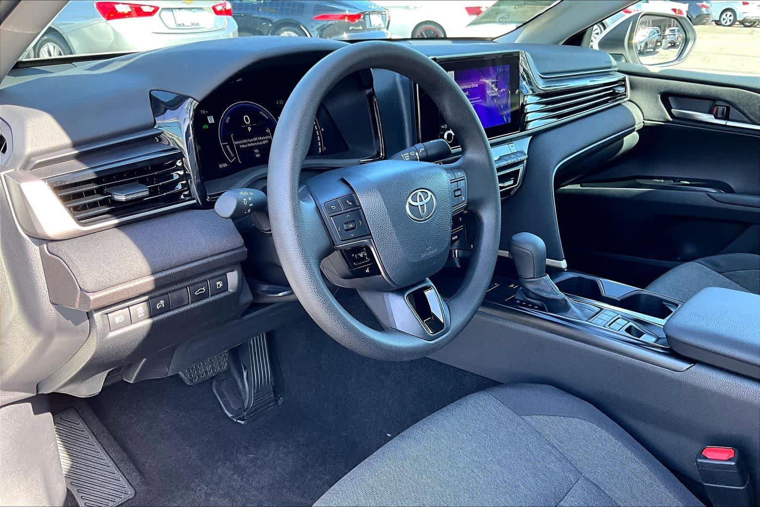 Used 2026 Toyota Camry LE FWD image 16