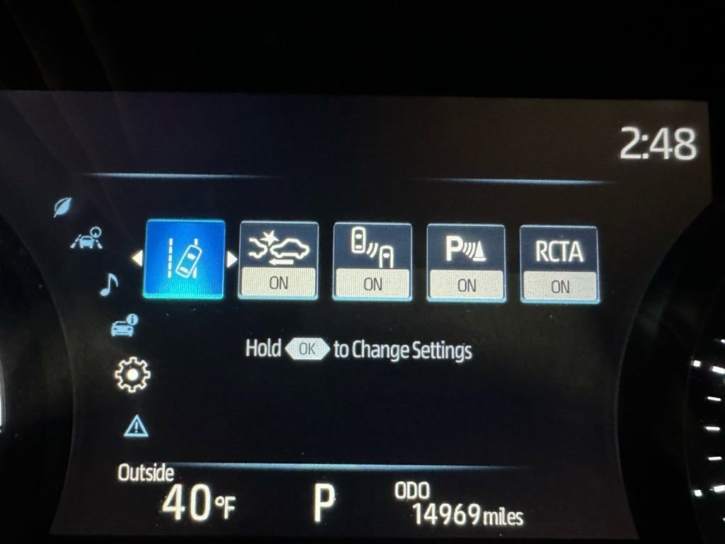 Used 2025 Toyota Sienna XLE image 24