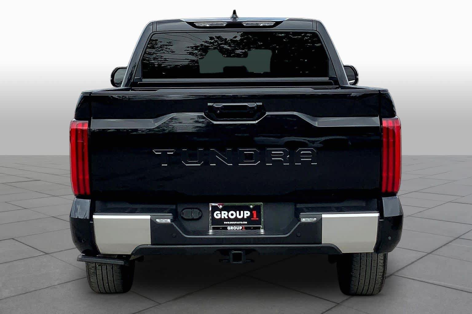 Used 2023 Toyota Tundra Limited w/ Power Package RWD image 5