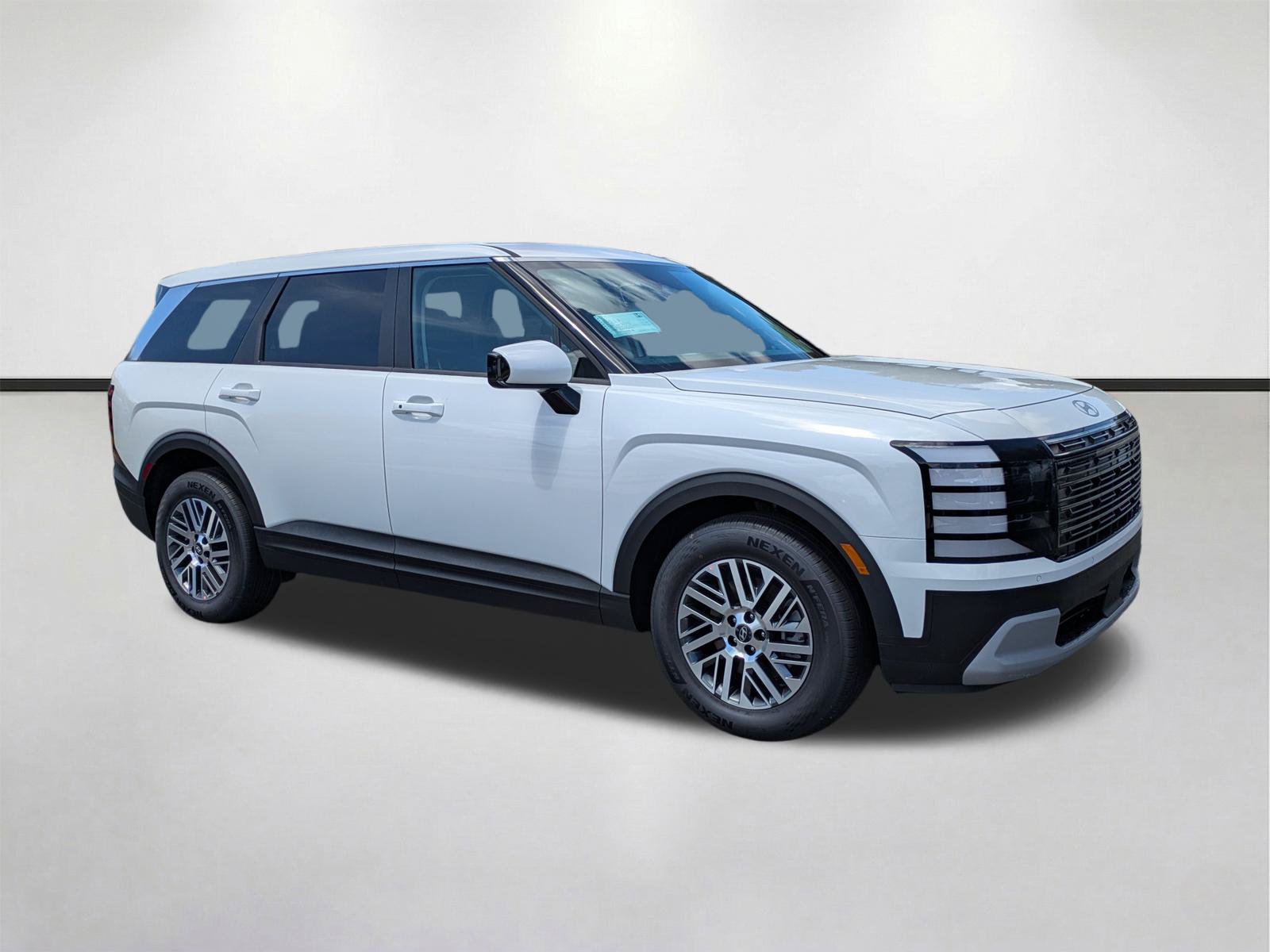 New 2027 Hyundai Palisade SE FWD image 2