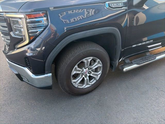 Used 2022 GMC Sierra 1500 SLT image 4