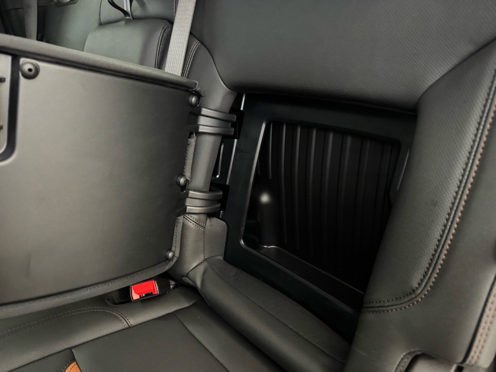 New 2026 GMC Sierra 2500 AT4 w/ AT4 Premium Plus Package image 11