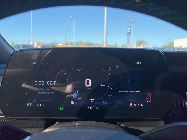 Used 2025 Chevrolet Blazer EV LT FWD image 18