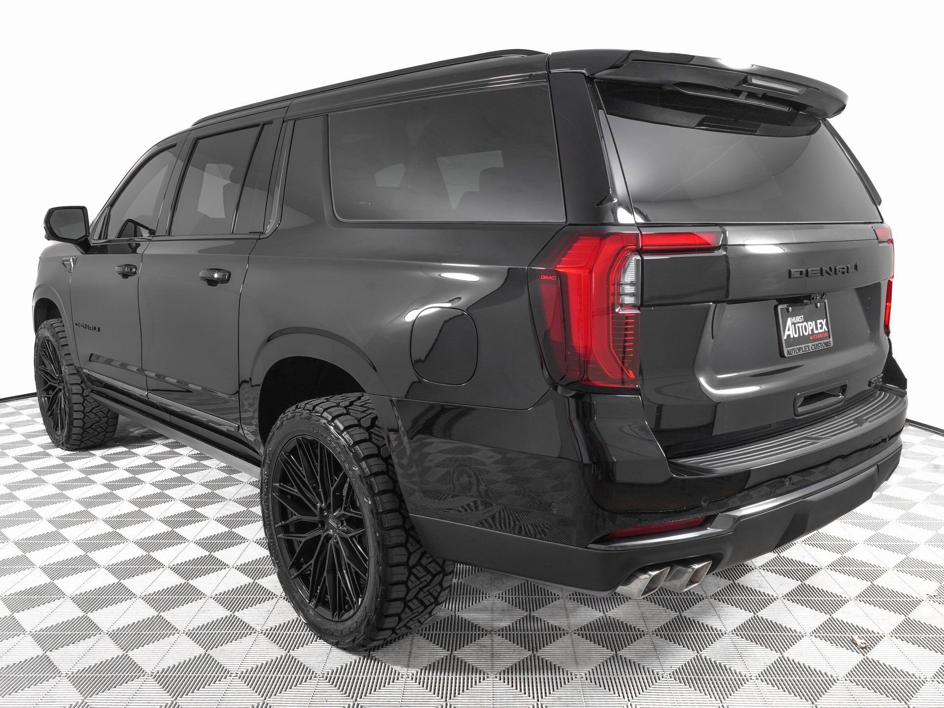 Used 2026 GMC Yukon XL Denali Ultimate image 8