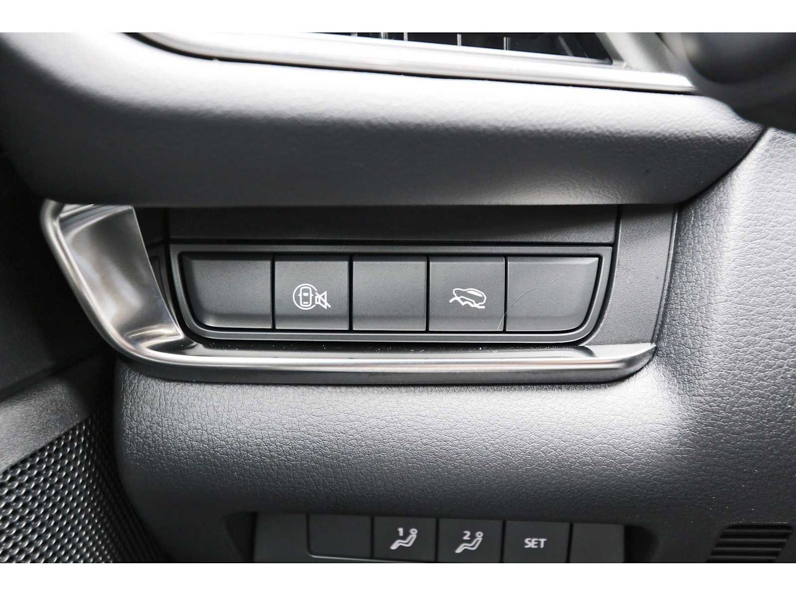 Used 2025 MAZDA CX-30 AWD 2.5 S w/ Preferred Package image 19