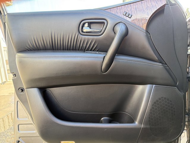 Used 2020 Nissan Armada SL w/ Premium Package image 10