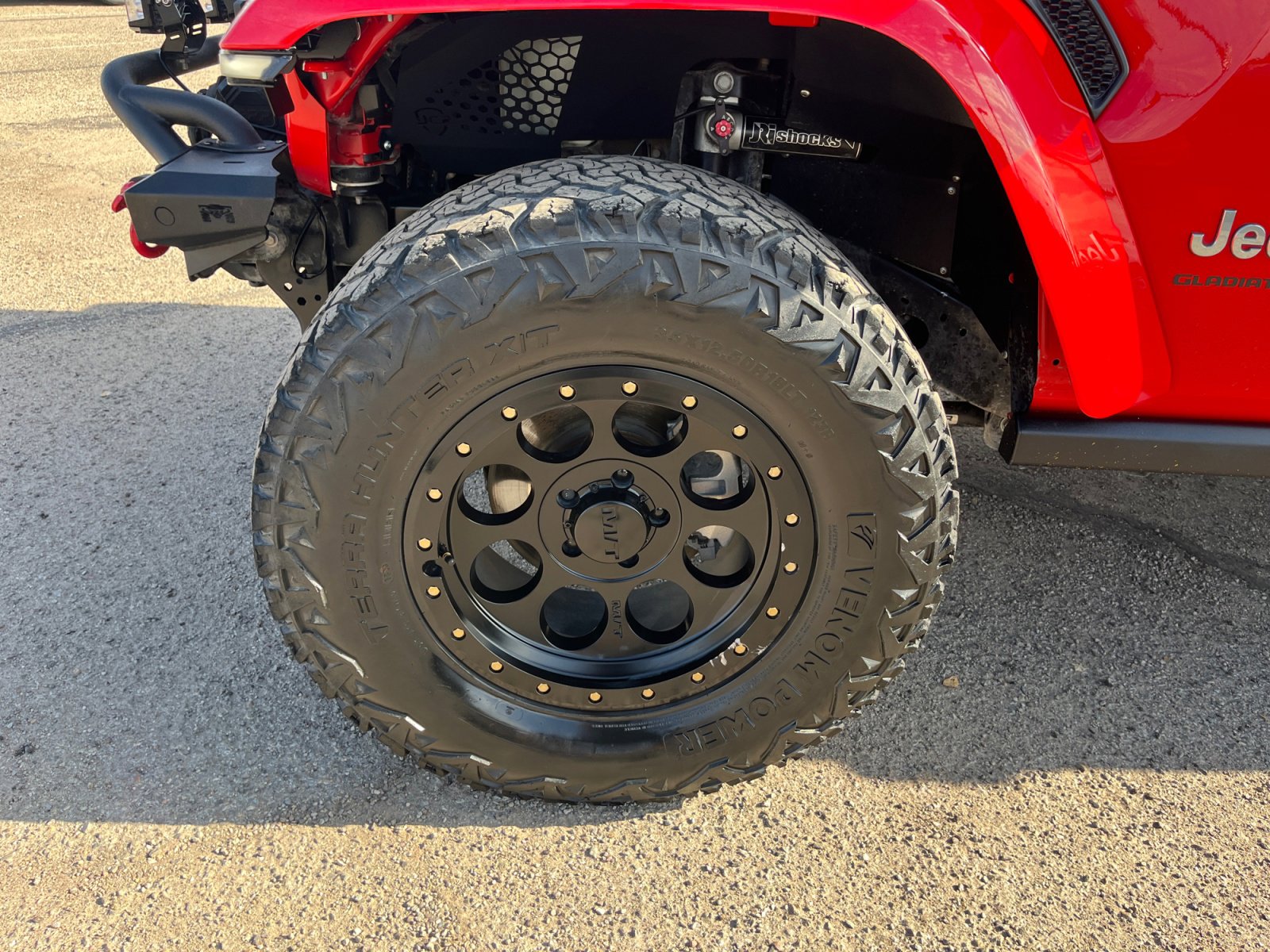 Certified 2023 Jeep Gladiator Overland w/ Trailer Tow Package image 25