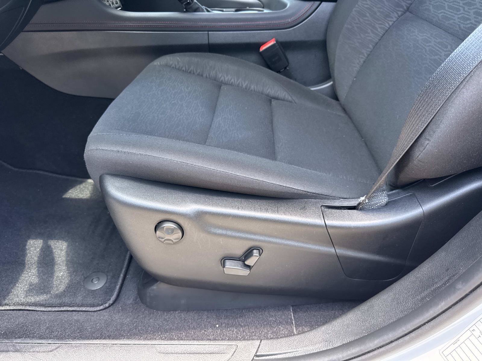 Used 2026 Dodge Durango GT RWD image 16