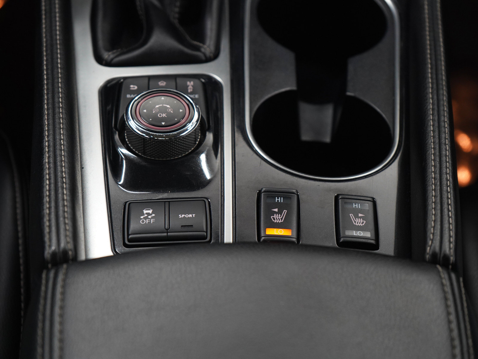 Used 2023 Nissan Maxima SL FWD image 18