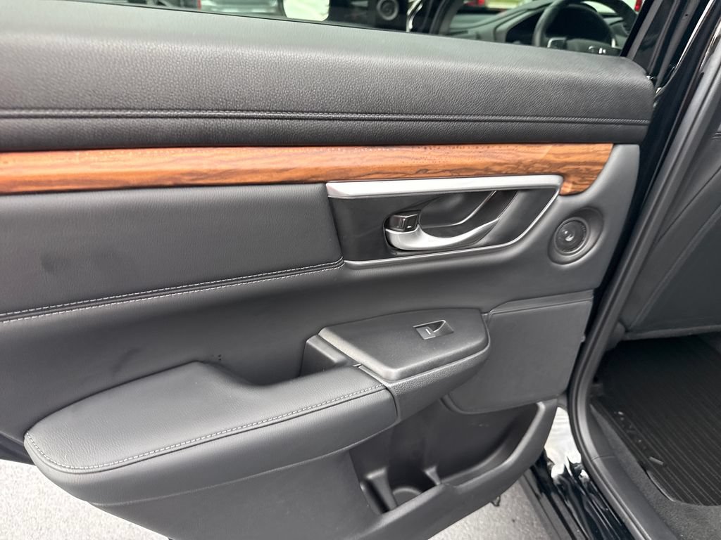 Used 2021 Honda CR-V Touring image 18