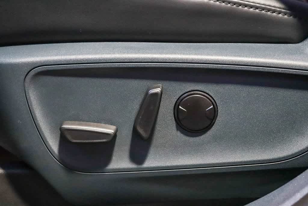 New 2025 Ford Maverick Lariat w/ Black Appearance Package AWD/4WD image 40